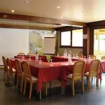 La Des Fleurs Hotel