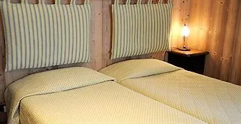 Hotel La Des Fleurs