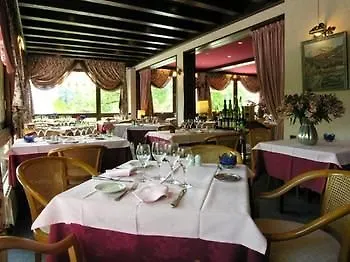 La Des Fleurs Hotel