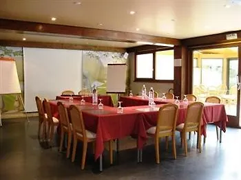 La Des Fleurs Hotel